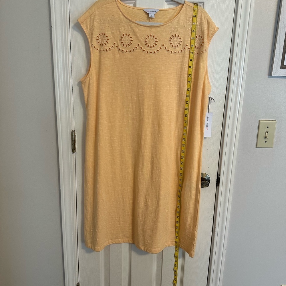 Liz Claiborne Sleeveless dress, Apricot Sherbet color, 100% cotton. - Picture 4 of 8